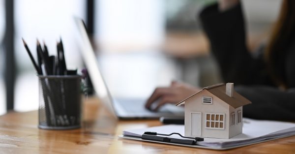 ¿Cuánto cuesta cambiar una hipoteca de tipo variable a fijo?