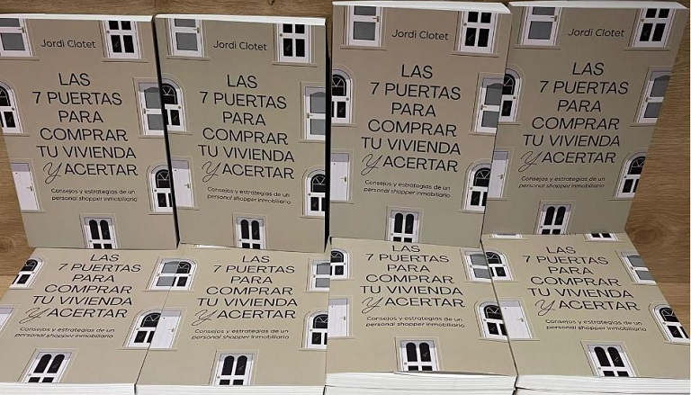 El personal shopper inmobiliario Jordi Clotet donará los beneficios de su nuevo libro al Proyecto Vivienda de Fotocasa