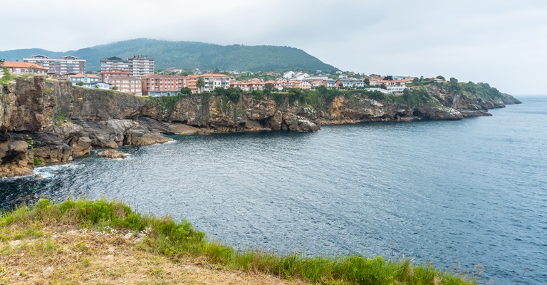 Las playas del norte de España desbancan a las del sur: ¿cuáles son las más buscadas para comprar una vivienda?