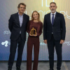 Premio Luminary Awards María Matos