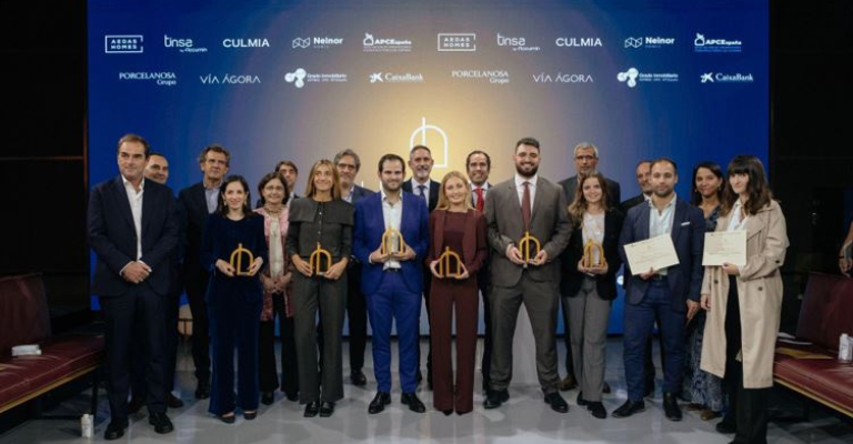 Premio Luminary Awards María Matos